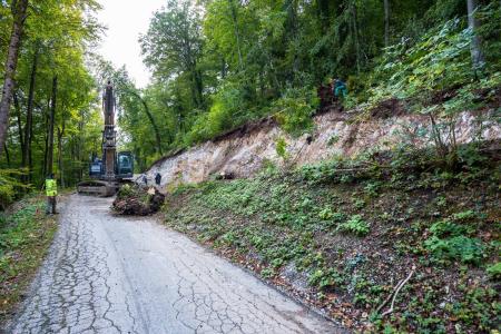 Proti Obolnem poteka rekonstrukcija ceste 7